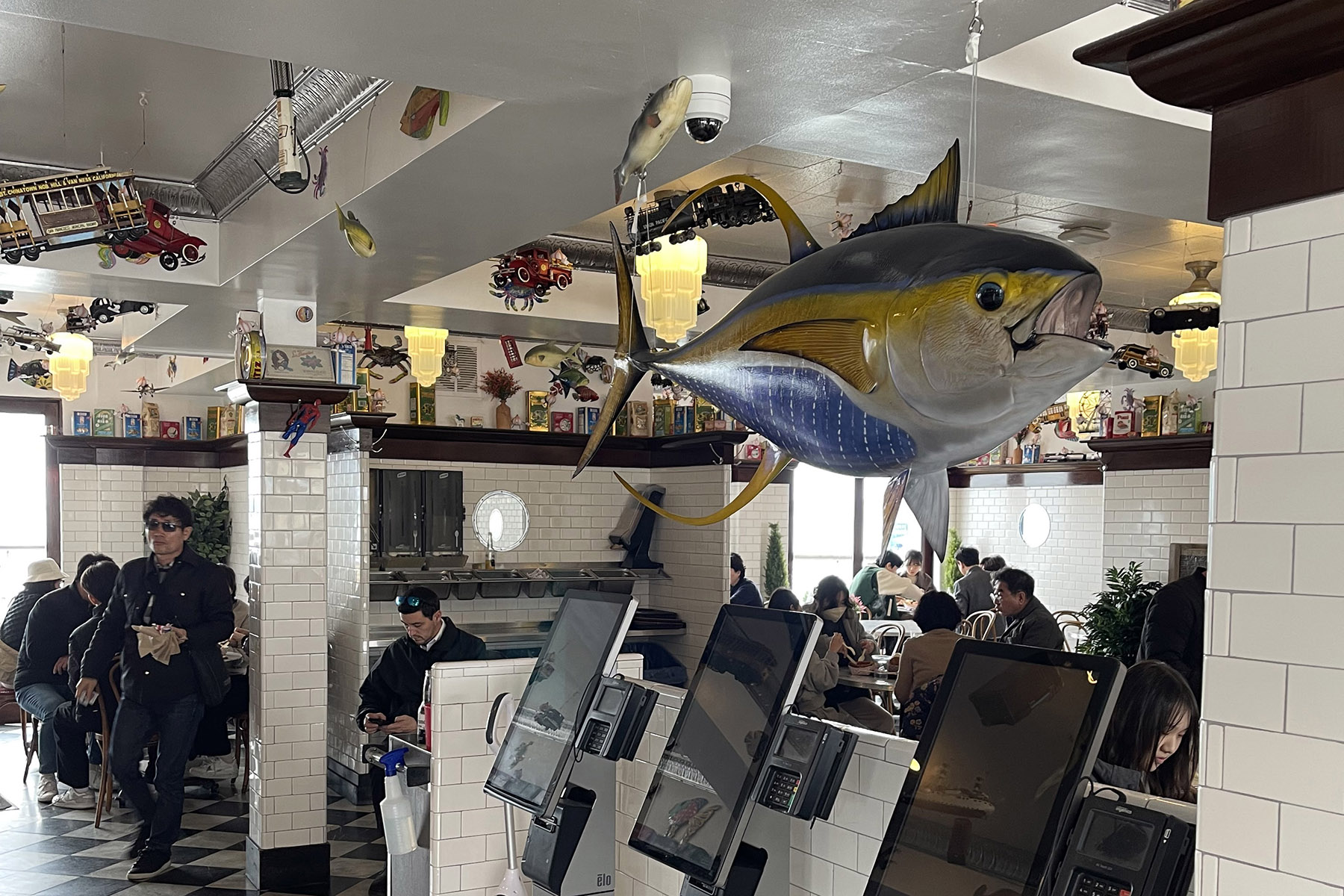 Frankie's Crab Stand Interior