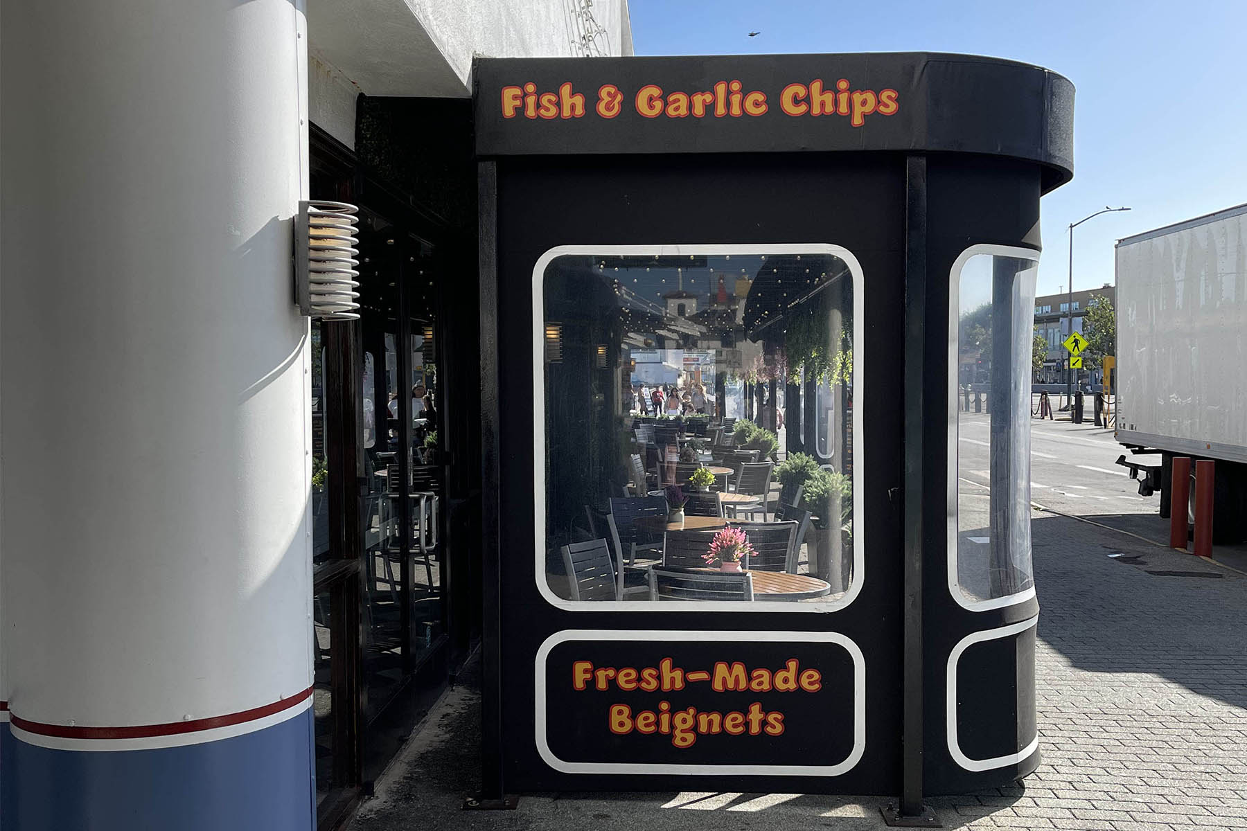 Frankie's Crab Stand Exterior
